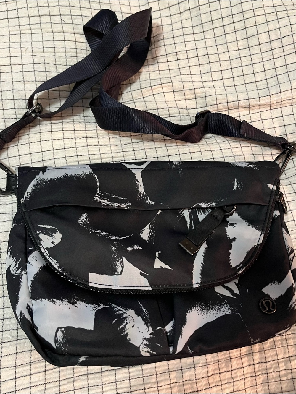 Lululemon all night festival bag 5 L